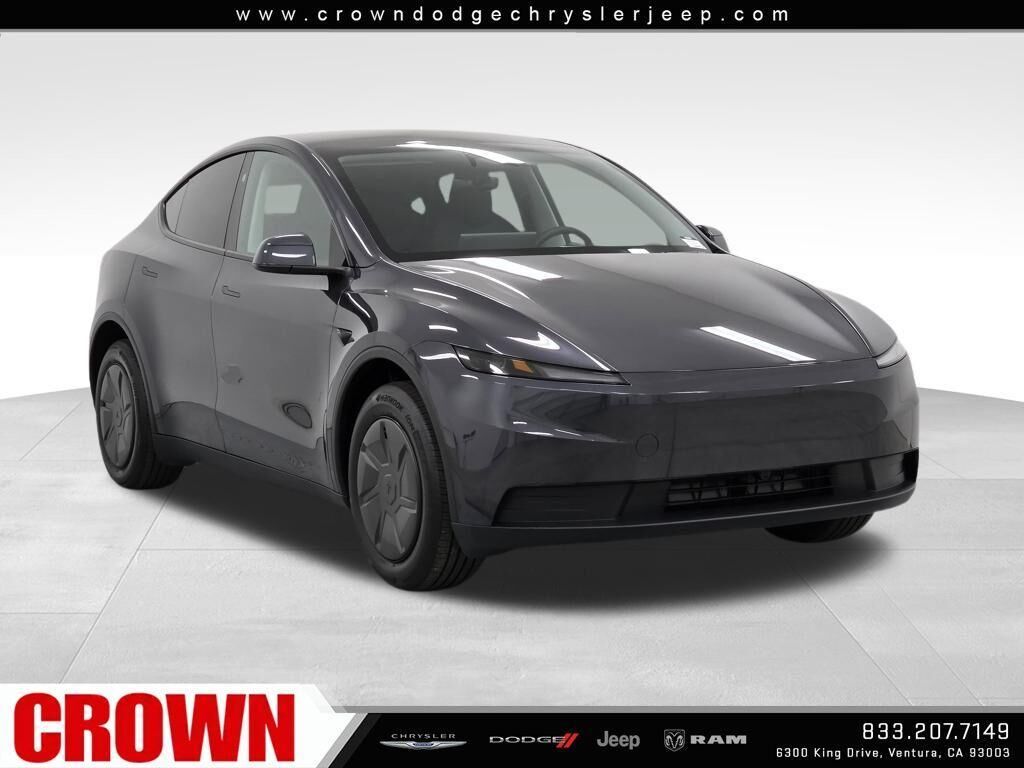 2026 TESLA Model Y