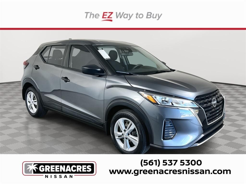 2024 NISSAN Kicks