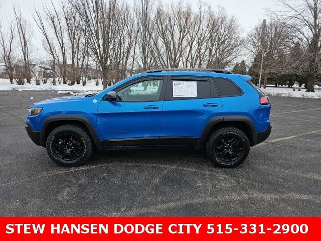 2020 JEEP Cherokee