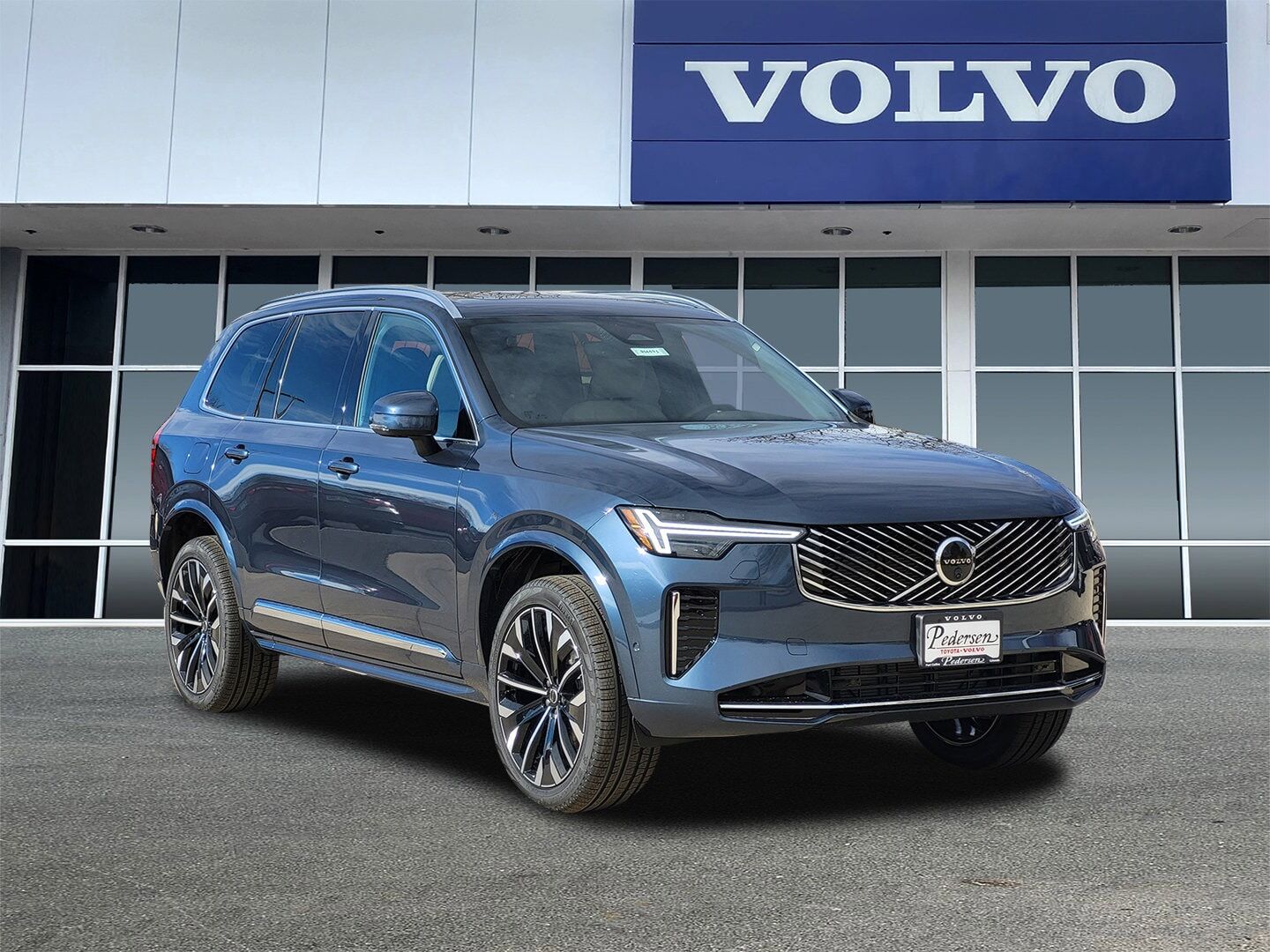 2026 VOLVO XC90
