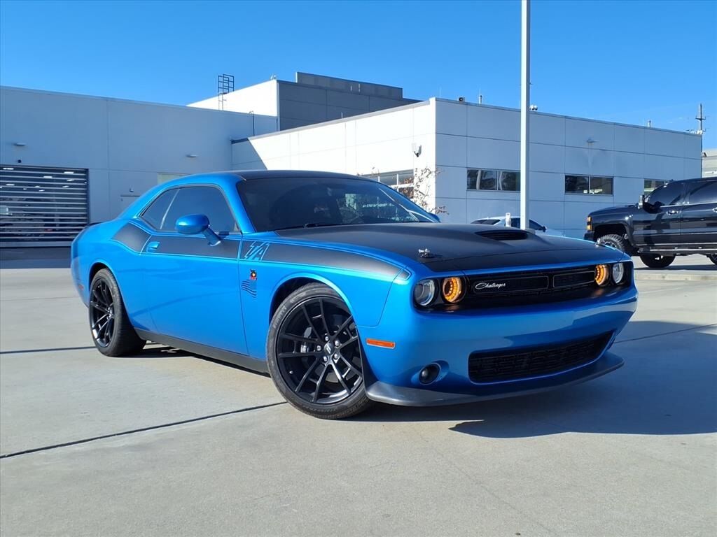 2023 DODGE Challenger