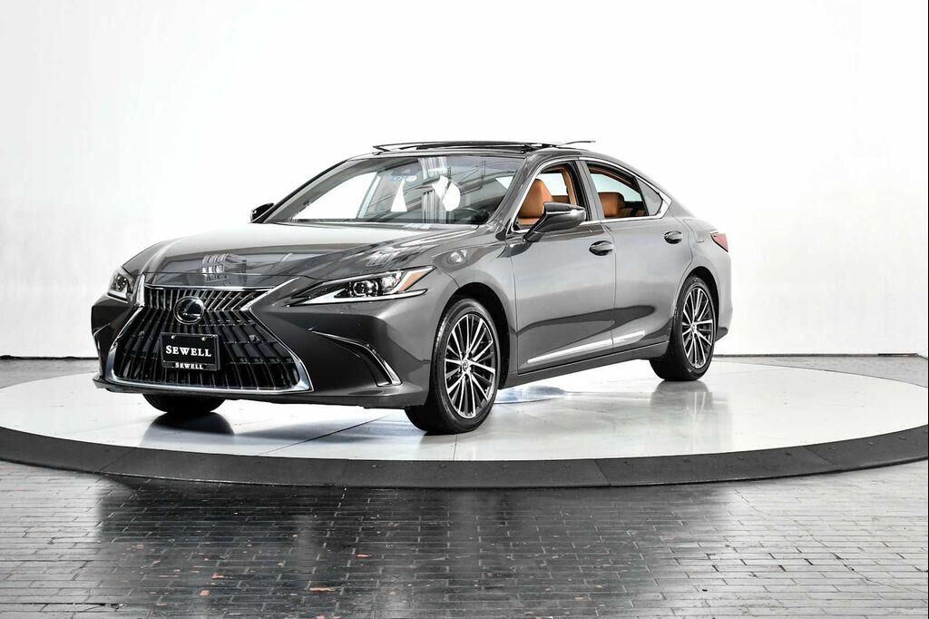 2023 LEXUS ES