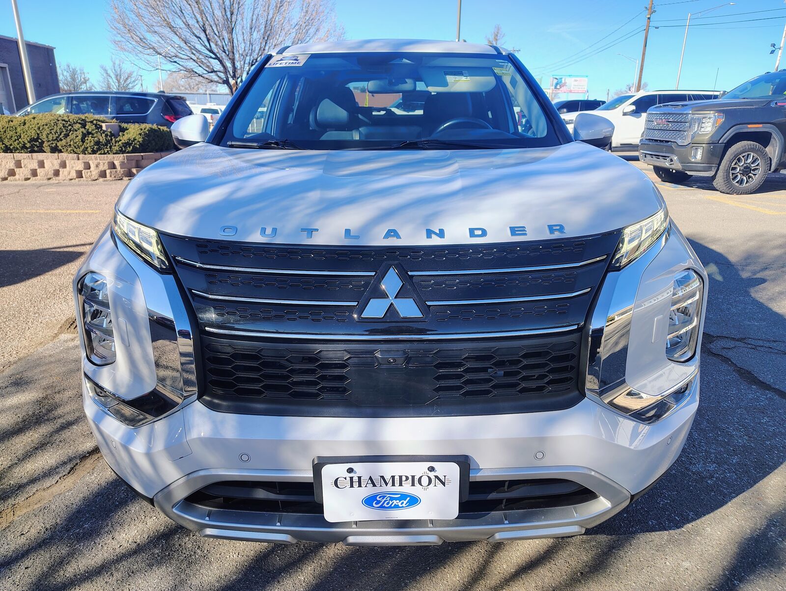 2024 MITSUBISHI Outlander
