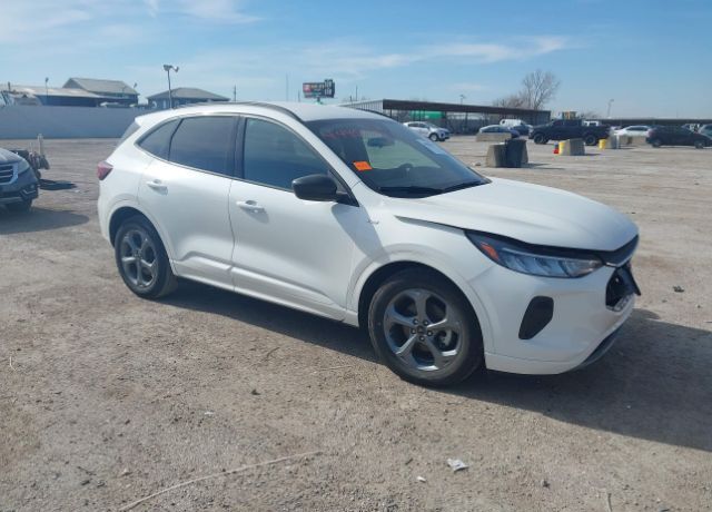 2023 FORD Escape