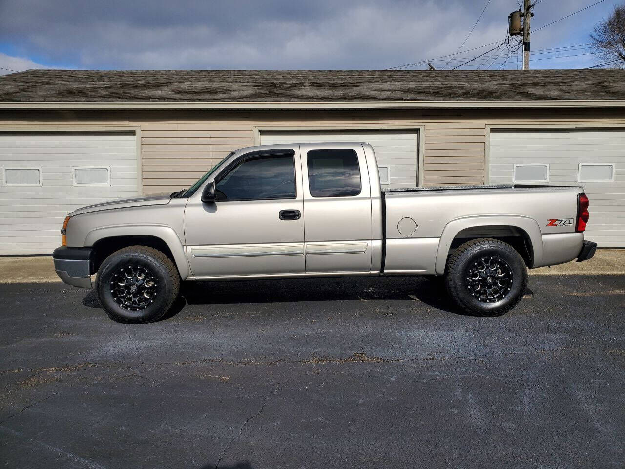2004 CHEVROLET Silverado