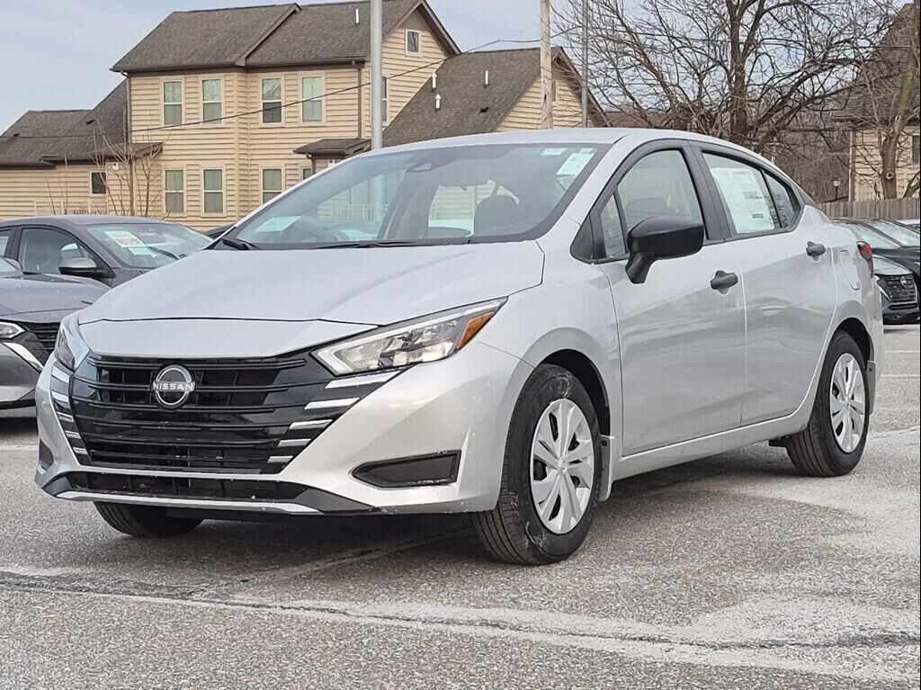 2025 NISSAN Versa