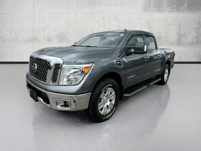2017 NISSAN Titan