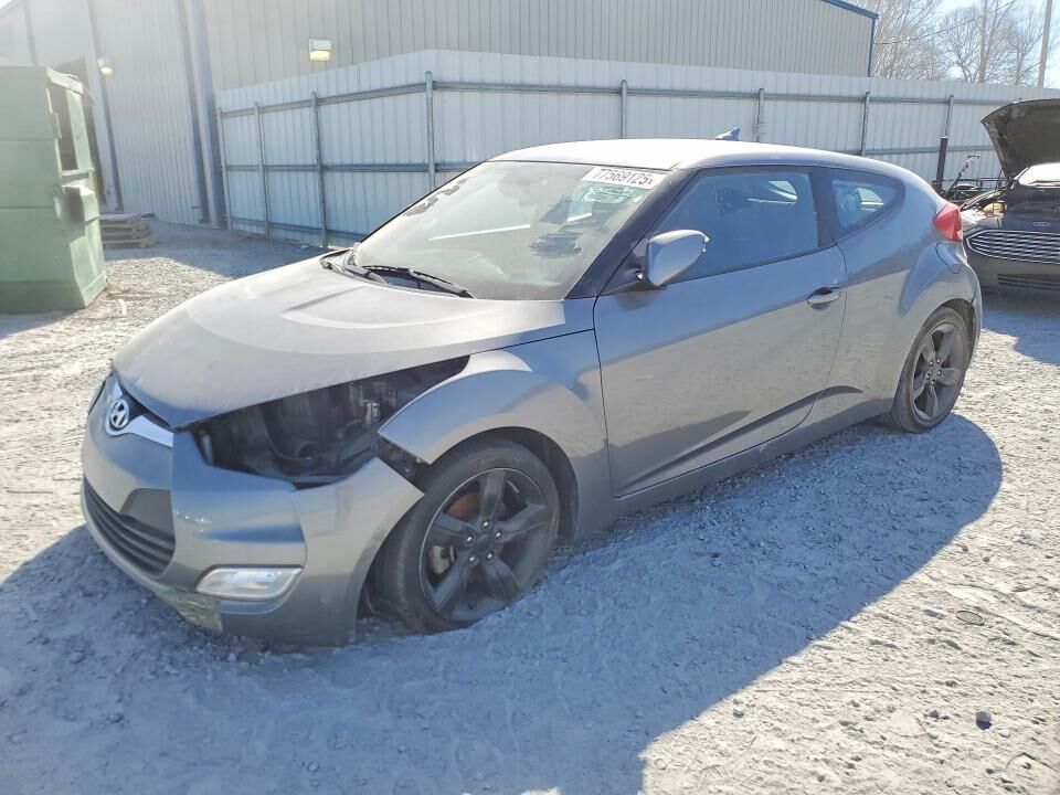 2017 HYUNDAI Veloster