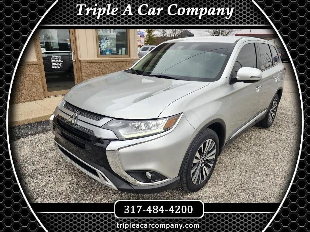 2020 MITSUBISHI Outlander