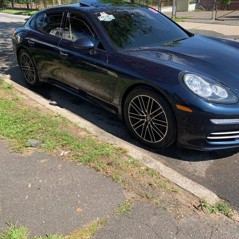 2015 PORSCHE Panamera