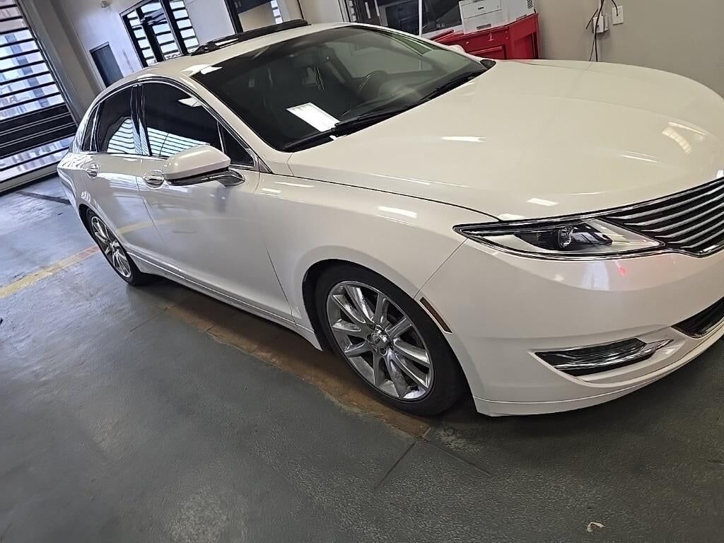 2016 LINCOLN MKZ