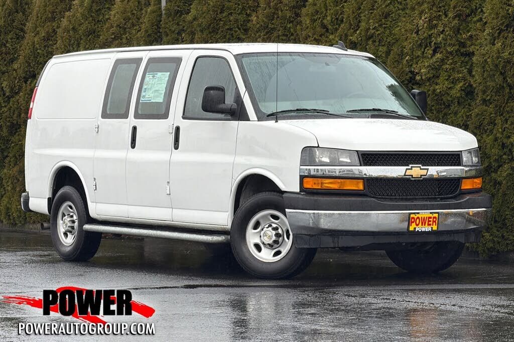 2024 CHEVROLET Express