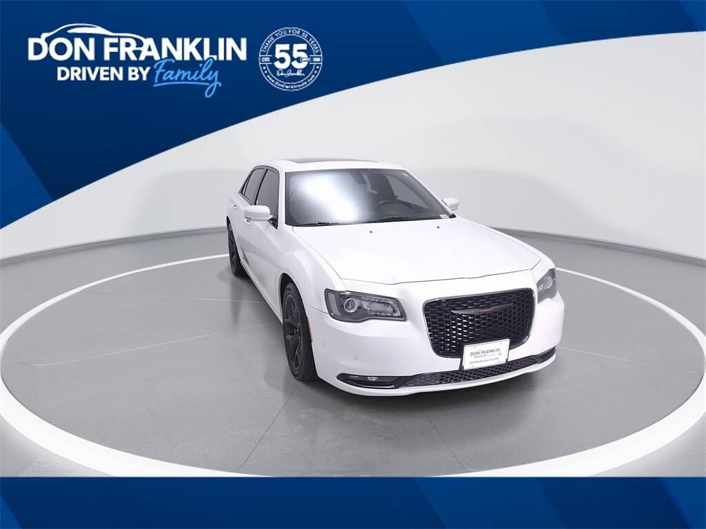 2022 CHRYSLER 300