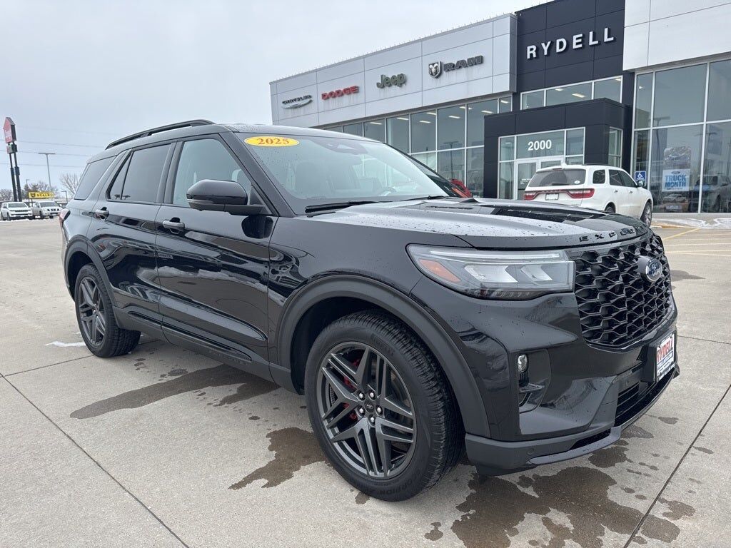 2025 FORD Explorer
