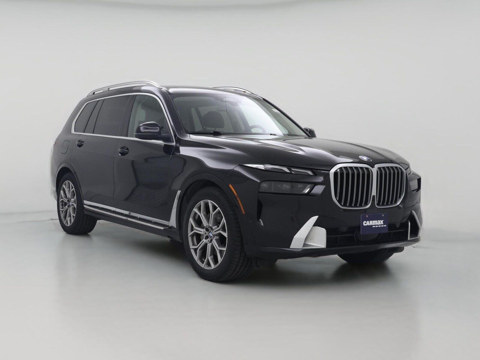2023 BMW X7