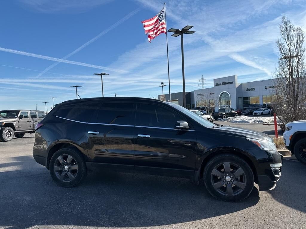 2017 CHEVROLET Traverse