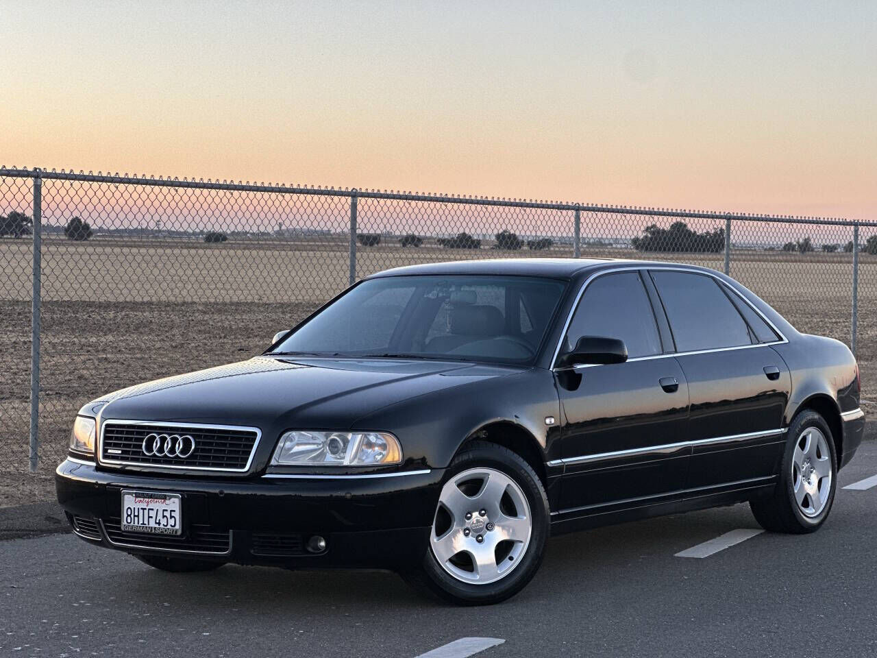 2000 AUDI A8