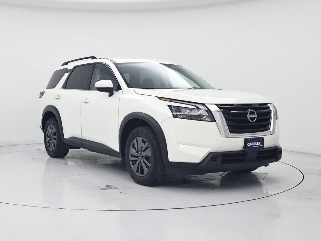 2024 NISSAN Pathfinder