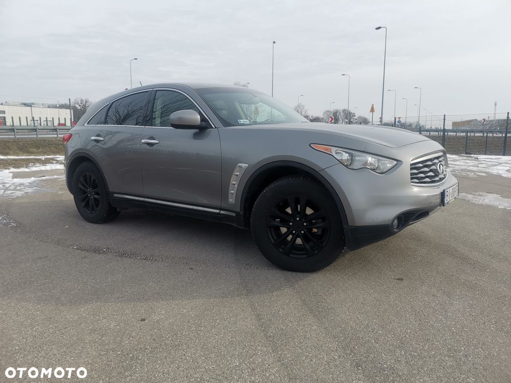 Infiniti FX50