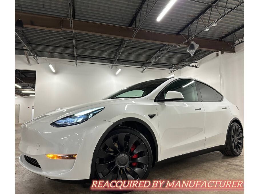 2022 TESLA Model Y