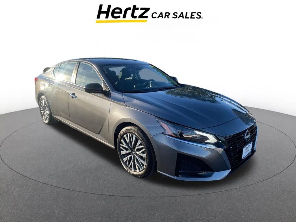 2025 Nissan Altima