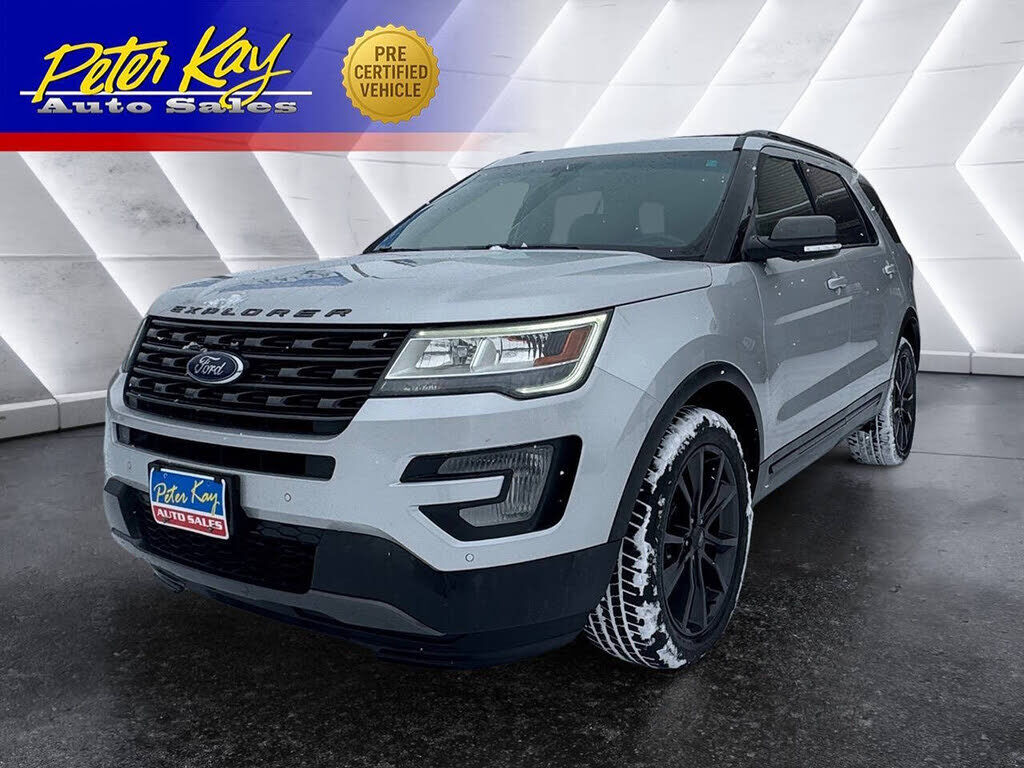 2017 FORD Explorer