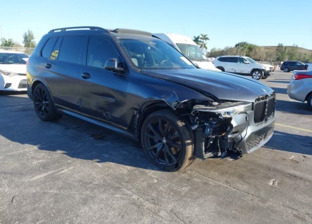 2021 BMW X7