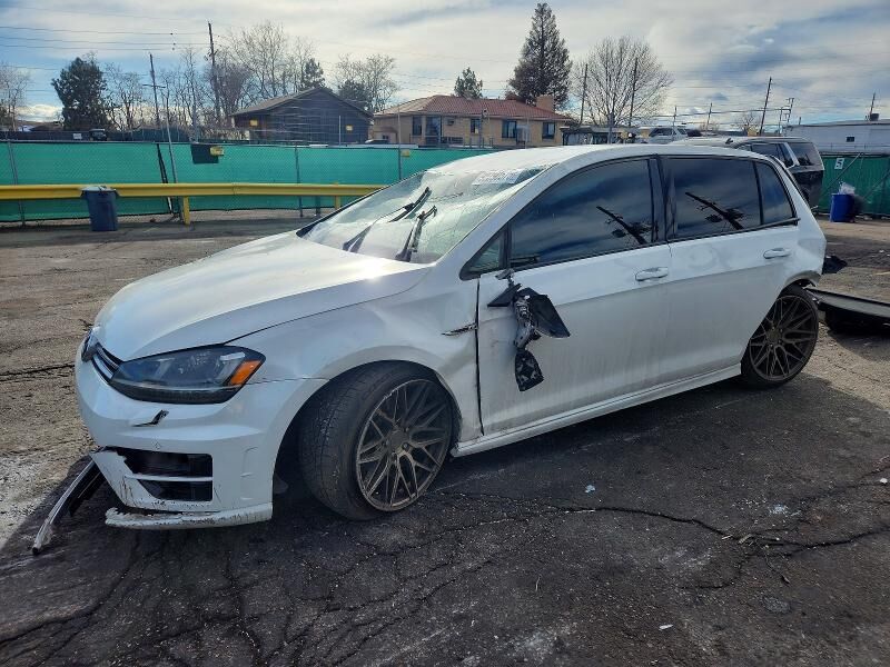 2016 VOLKSWAGEN Golf R