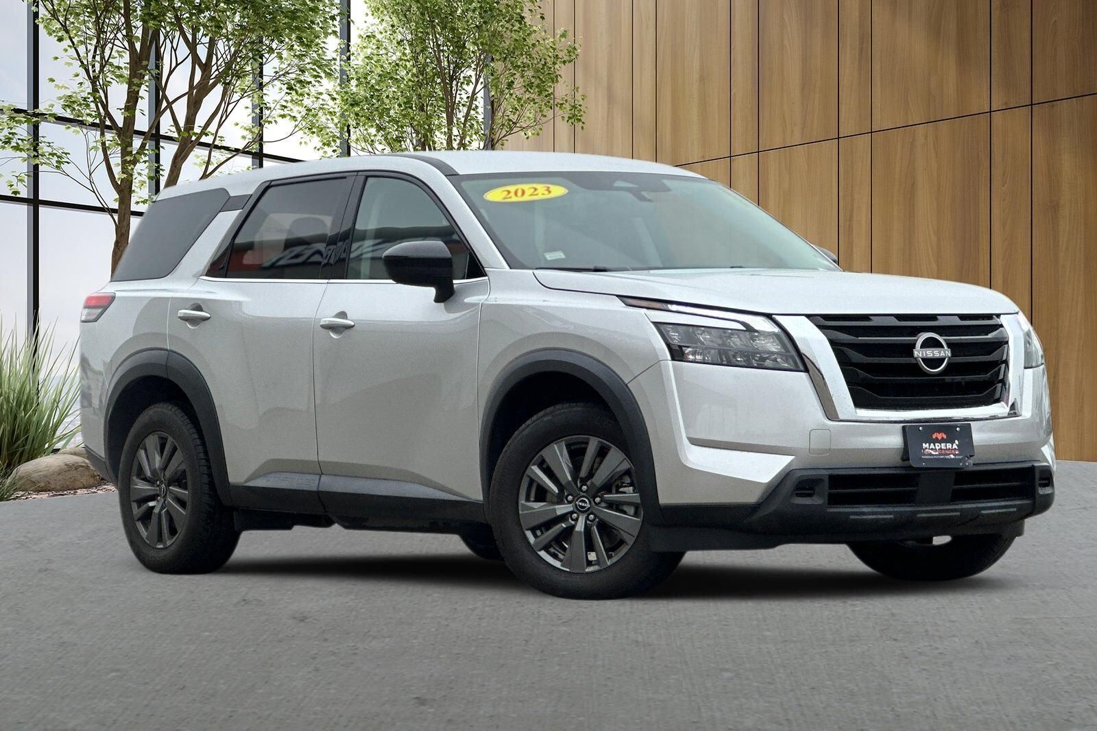 2023 NISSAN Pathfinder