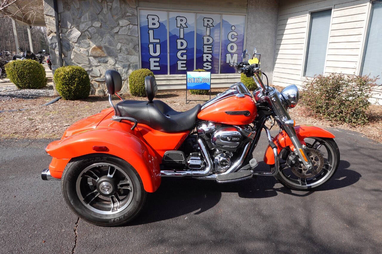 2020 HARLEY DAVIDSON FLRT / Freewheeler