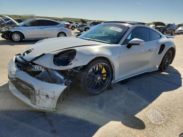 2022 PORSCHE 911