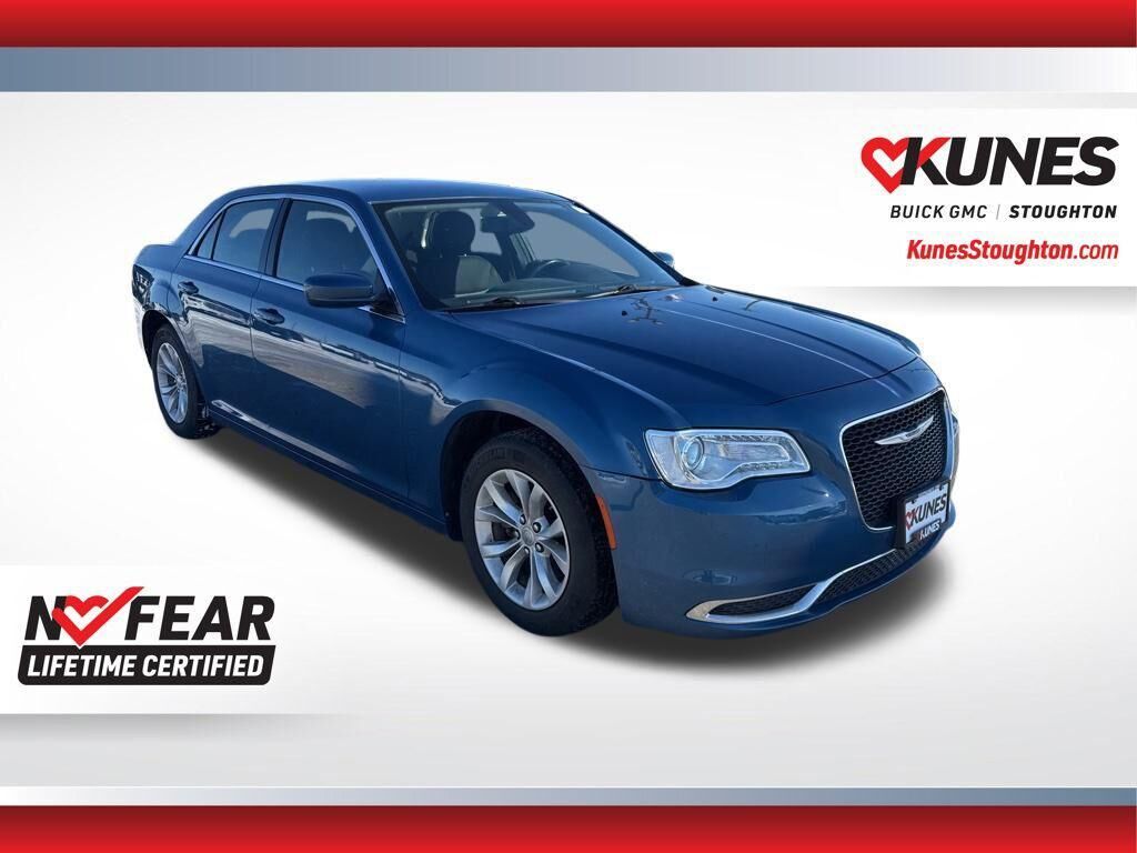 2022 CHRYSLER 300