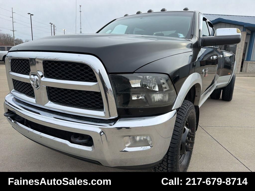 2012 DODGE Ram