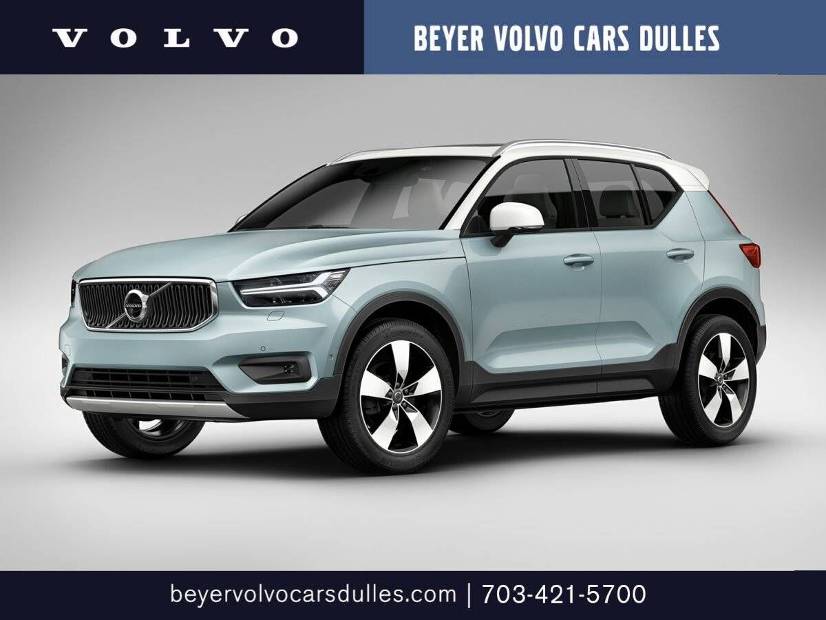 2020 VOLVO XC40