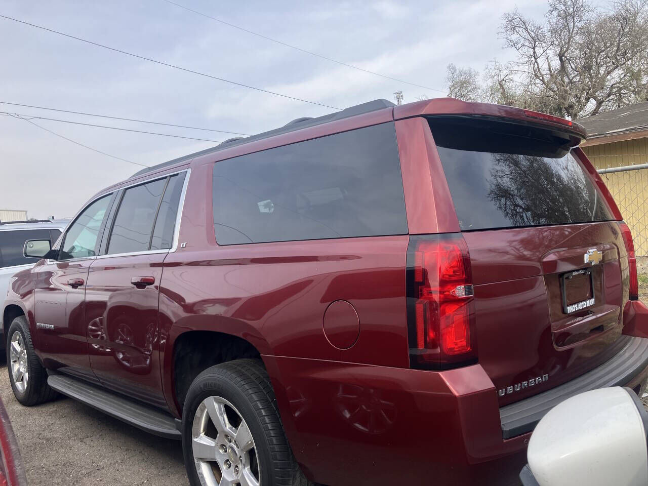2016 CHEVROLET Suburban