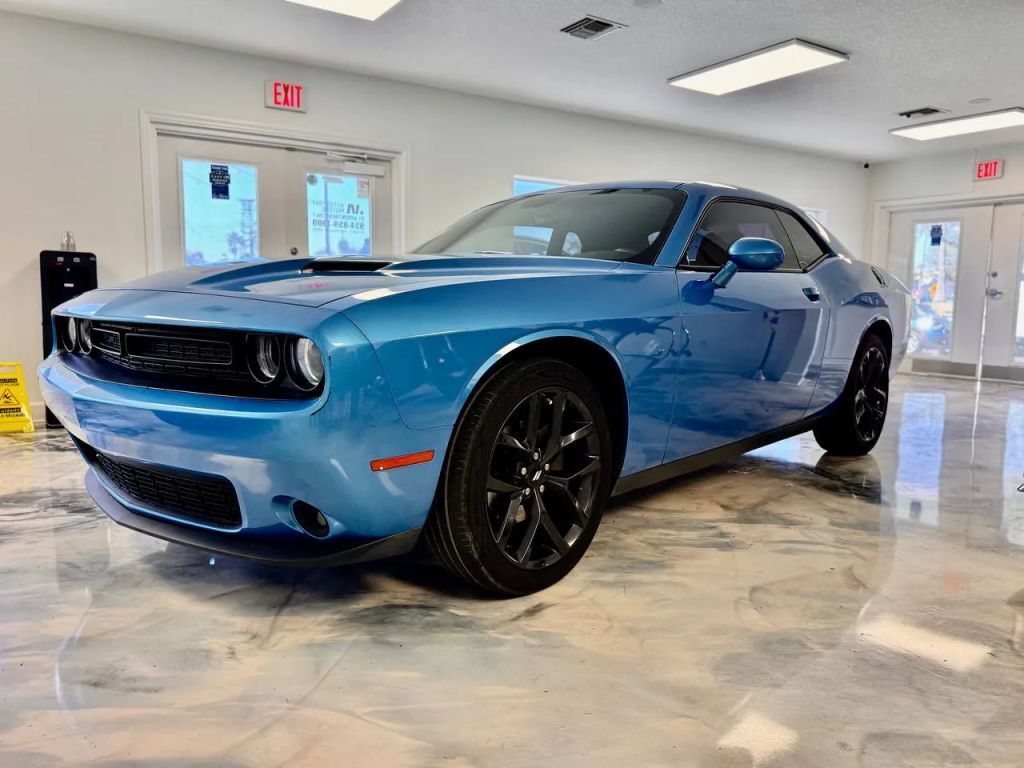 2019 DODGE Challenger