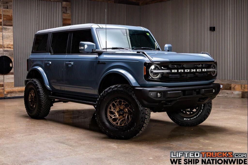 2023 FORD Bronco