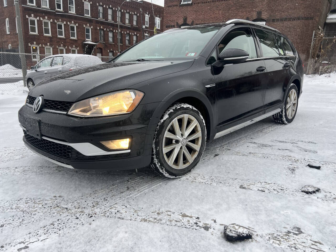 2017 VOLKSWAGEN Golf Alltrack