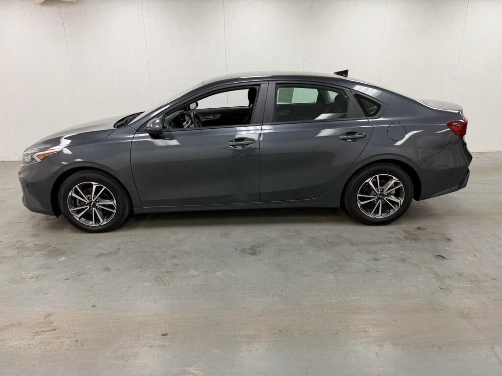 2023 KIA Forte