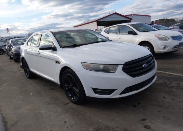 2013 FORD Taurus