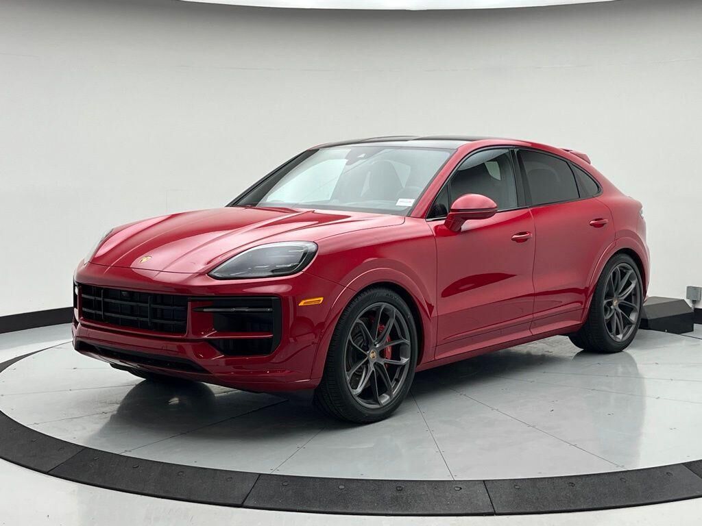 2025 PORSCHE Cayenne