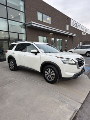 2023 NISSAN Pathfinder