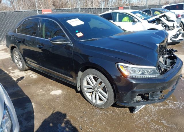 2016 VOLKSWAGEN Passat