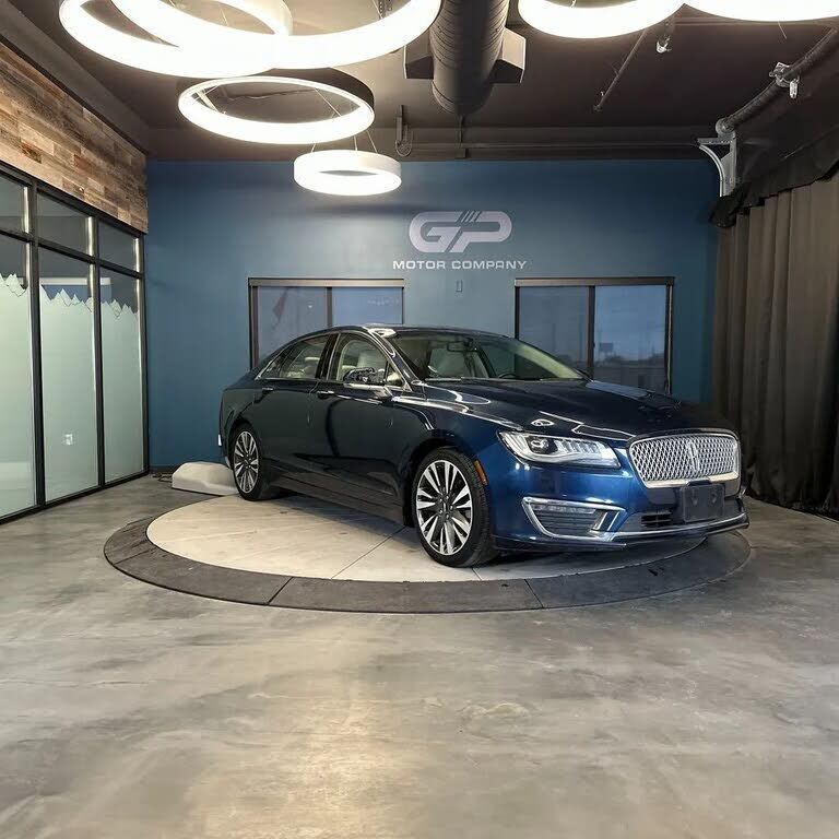 2017 LINCOLN MKZ