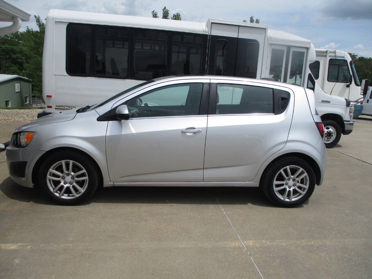 2015 CHEVROLET Sonic