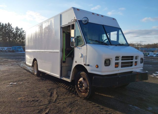 2005 FREIGHTLINER MT 55 Chassis