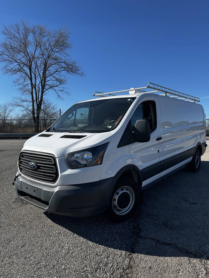 2018 FORD Transit