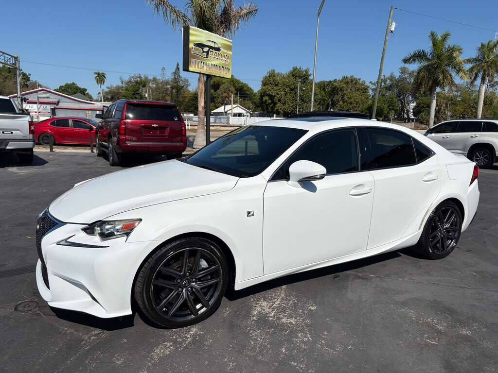 2016 LEXUS IS