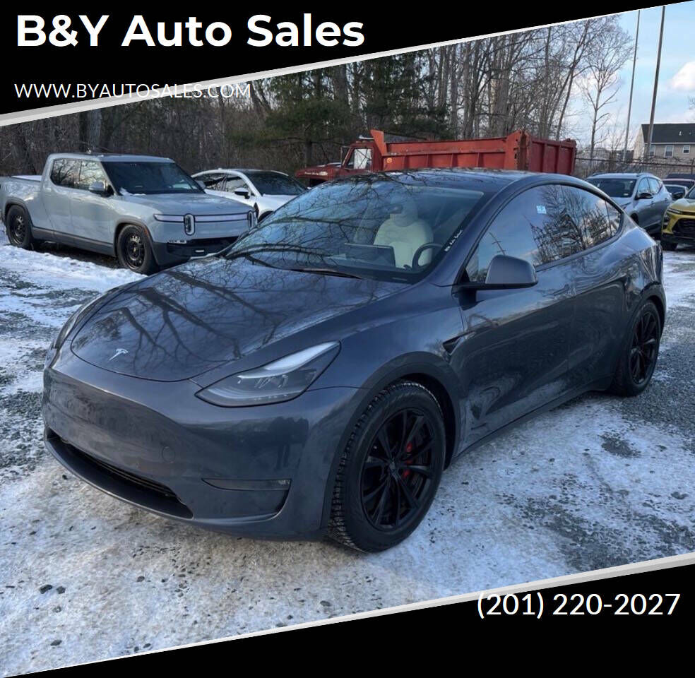 2022 TESLA Model Y