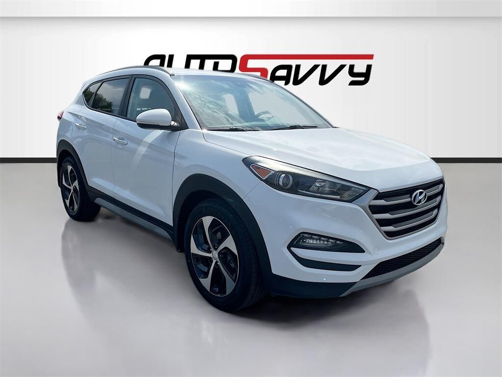 2017 HYUNDAI Tucson